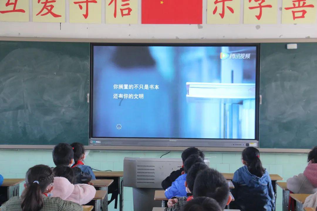 自助餐老板:自助餐是吃不垮的,只要有客人吃海产品,就有钱赚